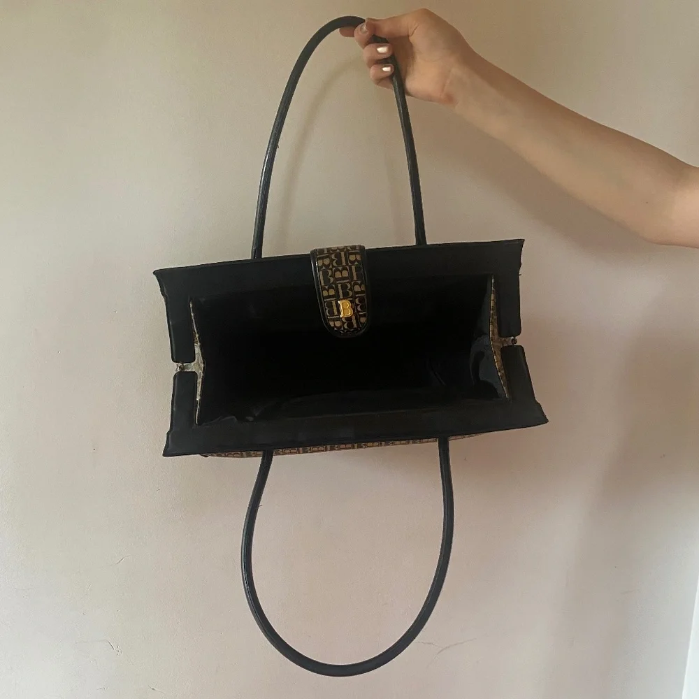 Handbag - Picture 3 of 4